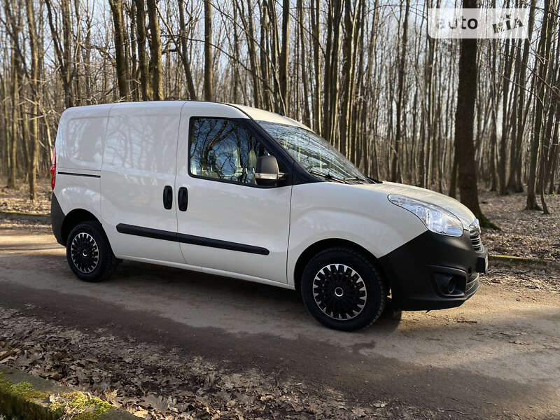 Минивэн Opel Combo Cargo 2018 в Львове
