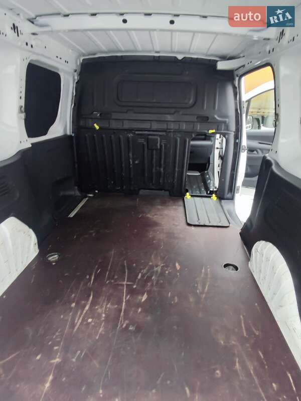 Грузопассажирский фургон Opel Combo Cargo 2019 в Житомире