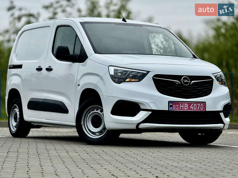 Вантажний фургон Opel Combo Cargo 2020 в Трускавці