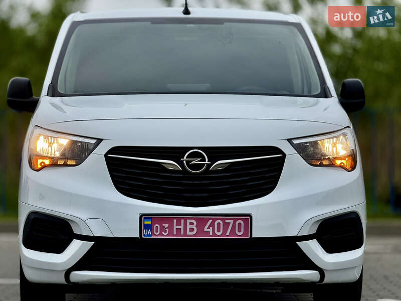 Вантажний фургон Opel Combo Cargo 2020 в Трускавці