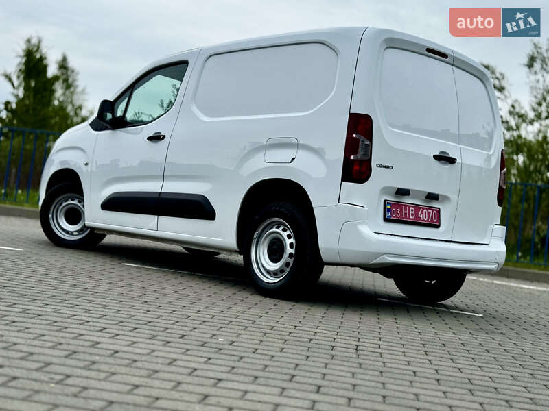 Вантажний фургон Opel Combo Cargo 2020 в Трускавці