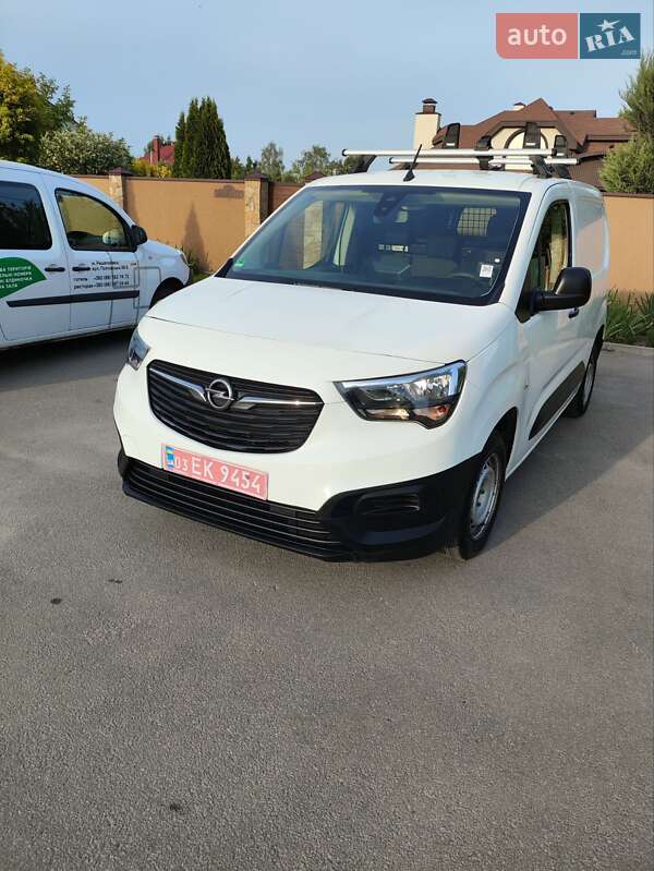 Грузовой фургон Opel Combo Cargo 2020 в 