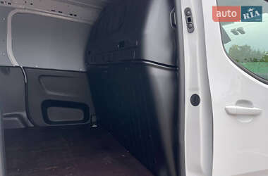Грузовой фургон Opel Combo Cargo 2022 в 