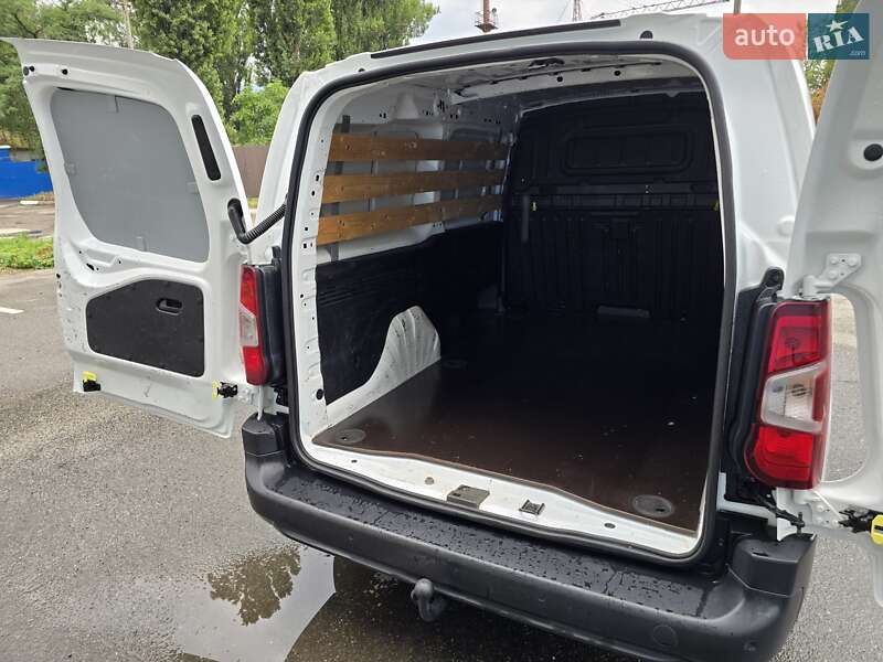 Грузовой фургон Opel Combo Cargo 2021 в Киеве