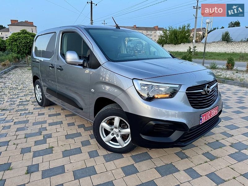 Вантажний фургон Opel Combo Cargo 2021 в Вінниці