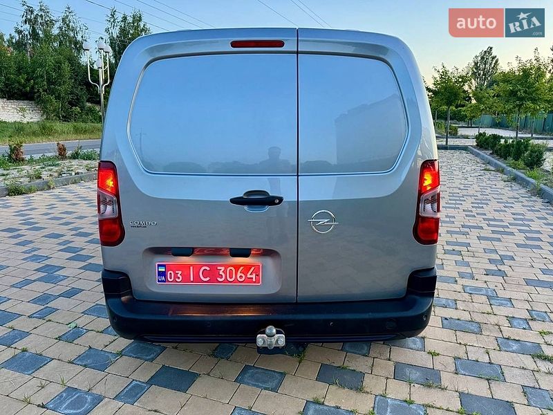 Вантажний фургон Opel Combo Cargo 2021 в Вінниці