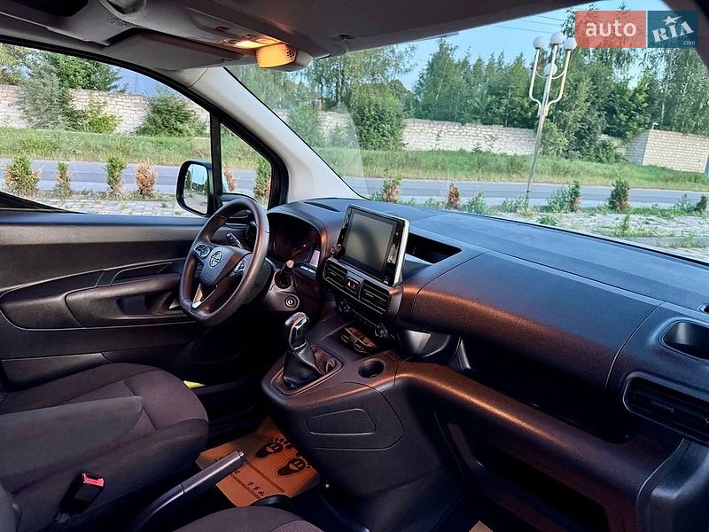 Вантажний фургон Opel Combo Cargo 2021 в Вінниці