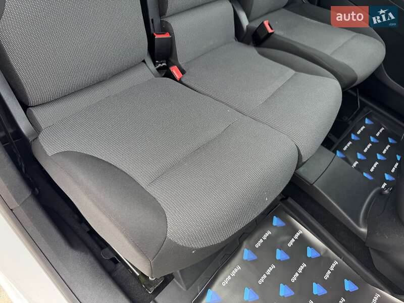 Грузовой фургон Opel Combo-e 2022 в Ровно