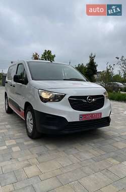 Вантажний фургон Opel Combo-e 2023 в Львові