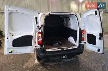 Вантажний фургон Opel Combo-e 2022 в Києві
