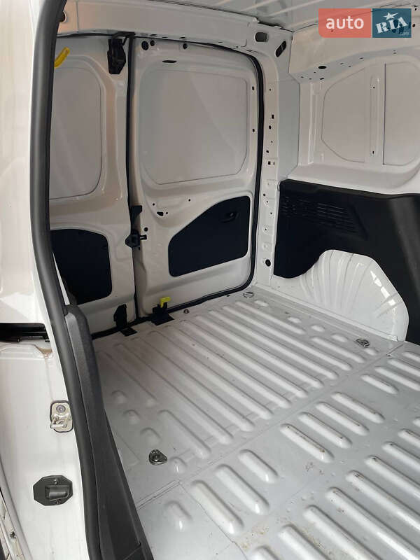 Універсал Opel Combo-e 2023 в Пустомитах фото 25 Універсал Opel Combo-e 2023 в Пустомитах