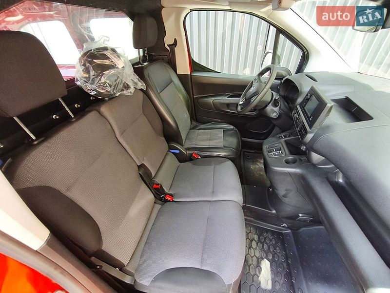 Грузовой фургон Opel Combo-e 2022 в Киеве