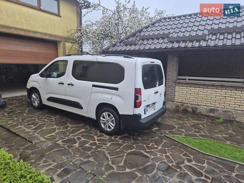 Минивэн Opel Combo Life 2022 в 