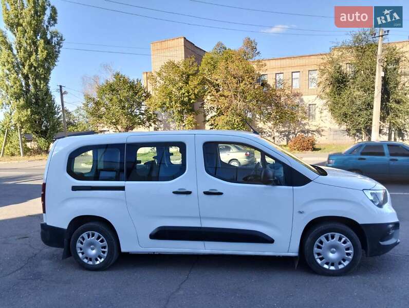 Минивэн Opel Combo Life 2021 в Кривом Роге фото 7 Минивэн Opel Combo Life 2021 в Кривом Роге