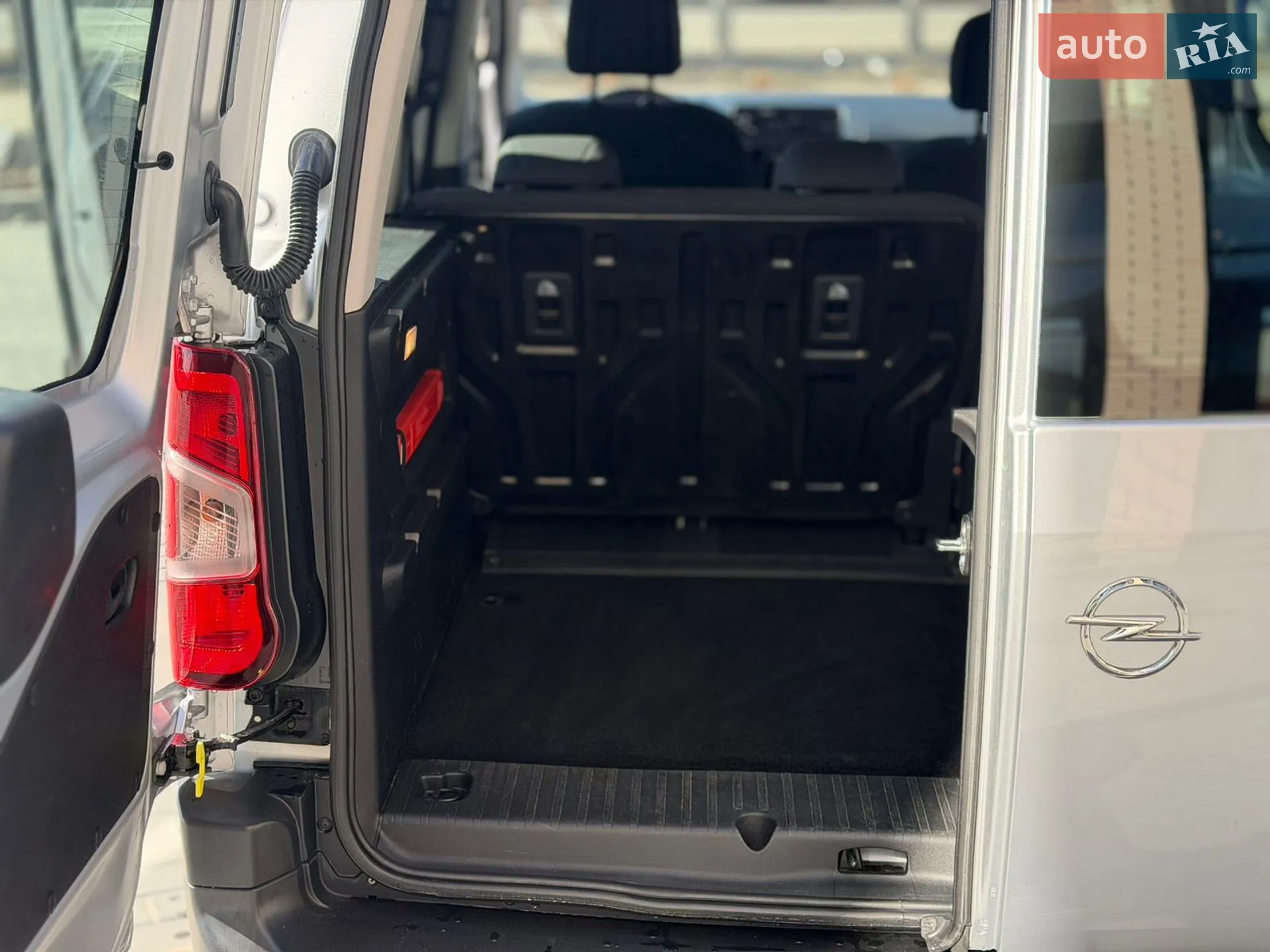 2020 Opel Combo - мініатюра 16