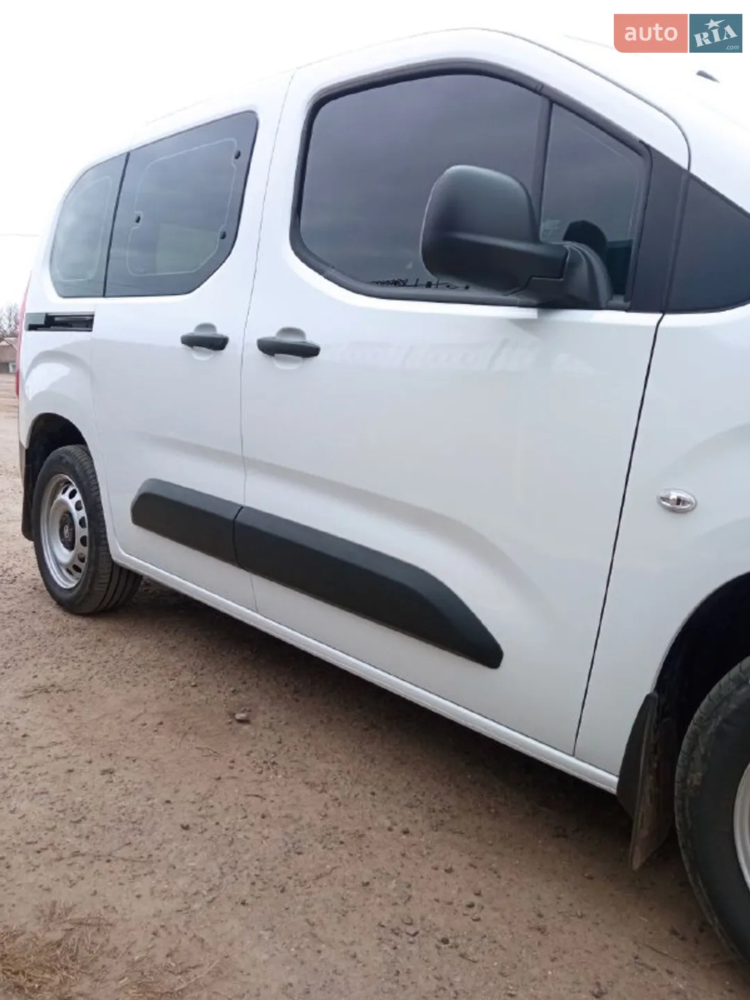 2025 Opel Combo - мініатюра 37