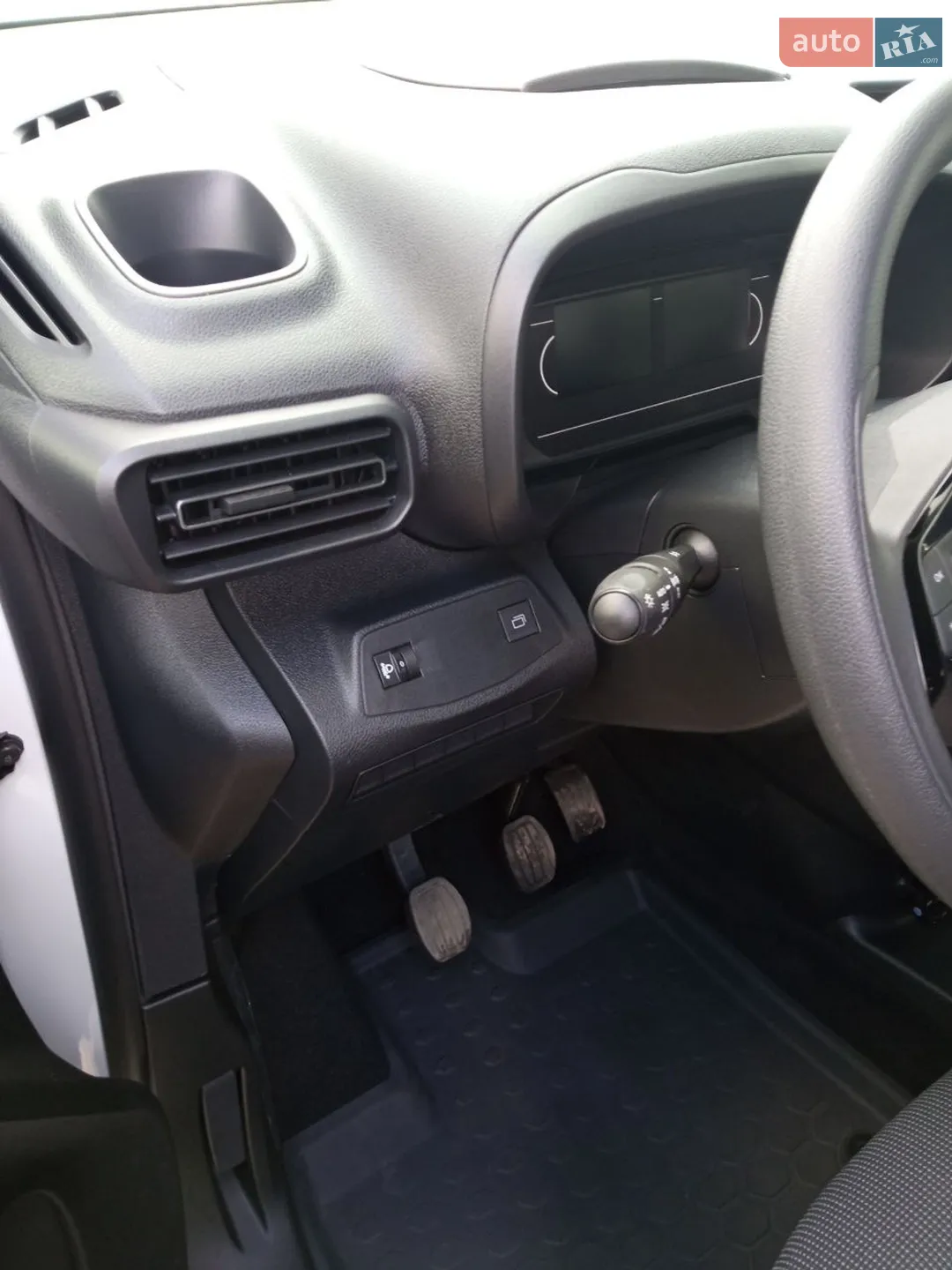 2025 Opel Combo - мініатюра 74