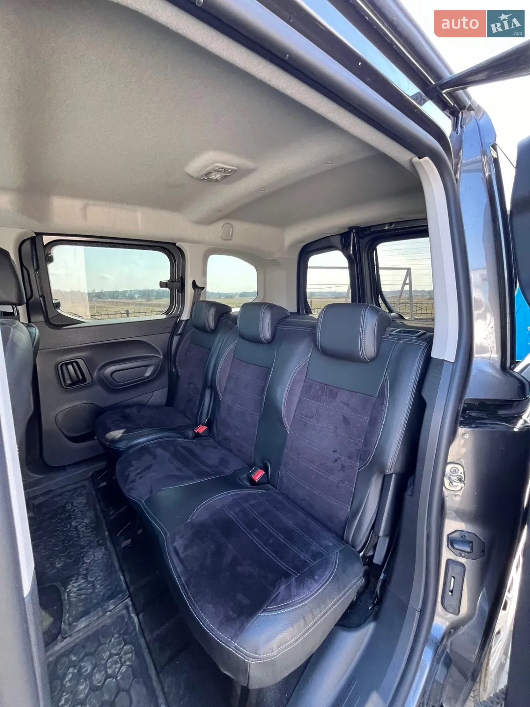 2023 Opel Combo - мініатюра 19