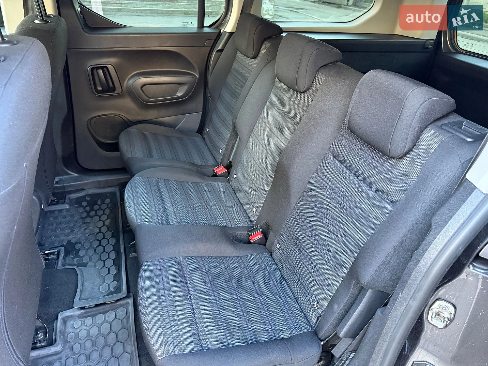 2020 Opel Combo - мініатюра 16