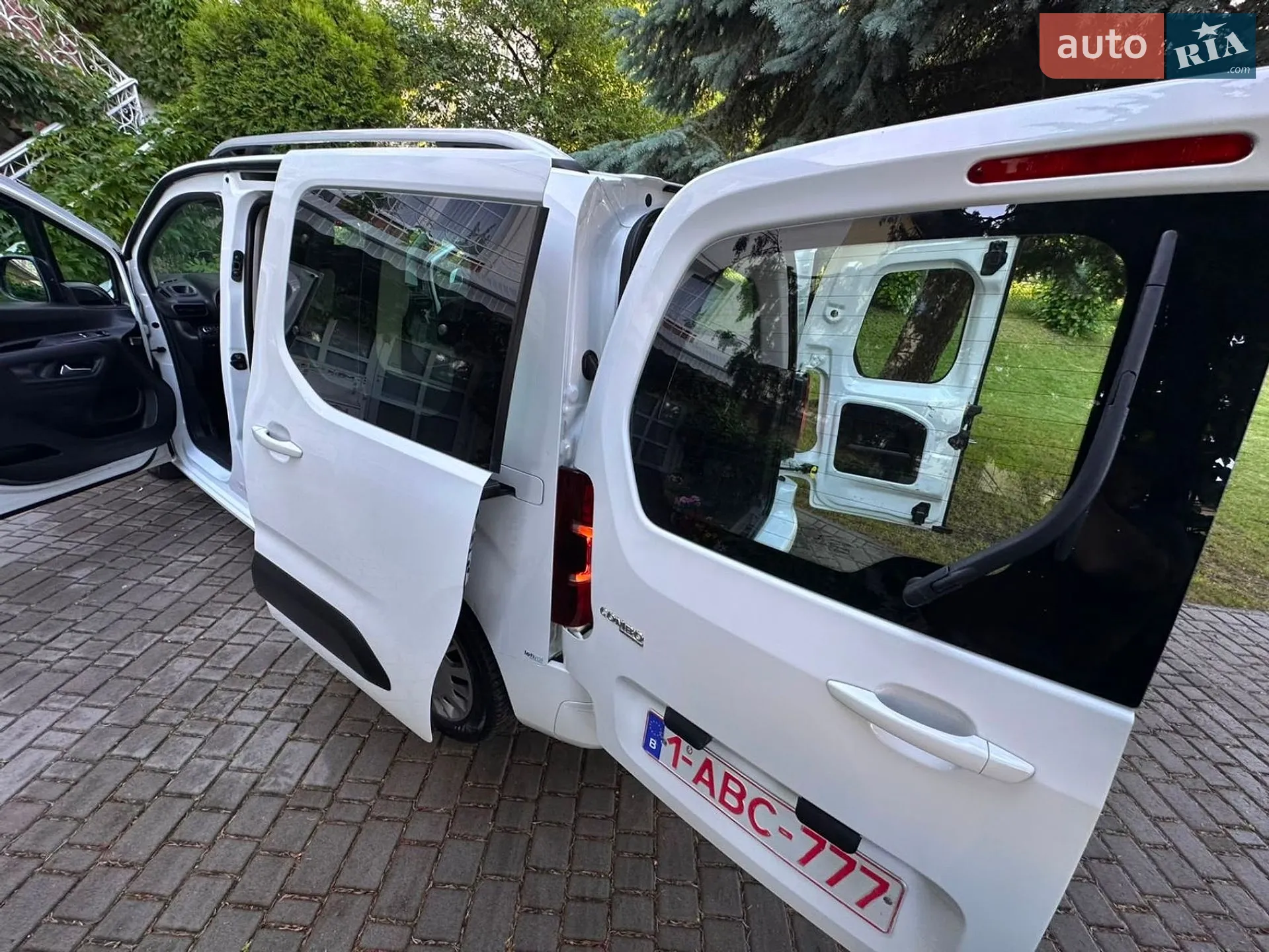 2019 Opel Combo - мініатюра 17