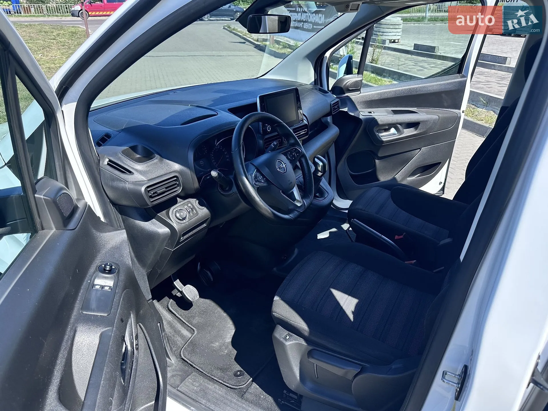 2020 Opel Combo - мініатюра 12