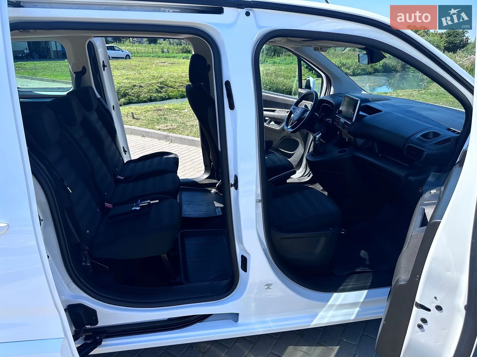 2020 Opel Combo - мініатюра 17