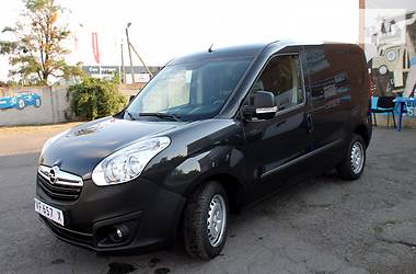 Грузопассажирский фургон Opel Combo 2013 в Полтаве