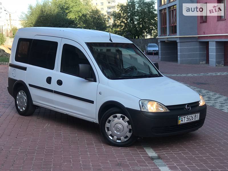 Другие легковые Opel Combo 2009 в Ивано-Франковске