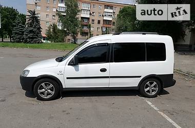 Грузопассажирский фургон Opel Combo 2006 в Кривом Роге