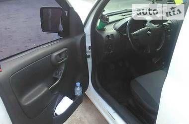 Вантажопасажирський фургон Opel Combo 2011 в 