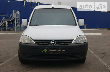 Грузопассажирский фургон Opel Combo 2009 в Николаеве