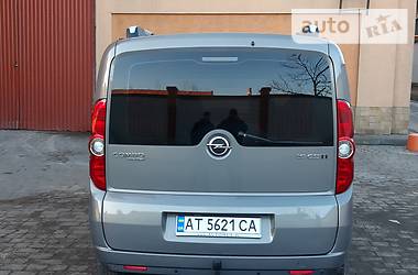 Мінівен Opel Combo 2012 в Коломиї