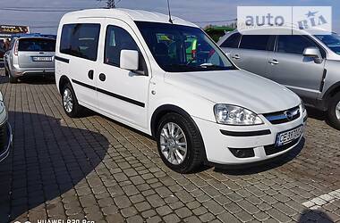 Універсал Opel Combo 2011 в 