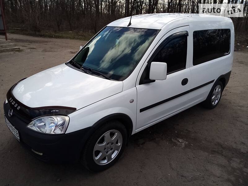 Opel Combo 2009 в Золотоноші