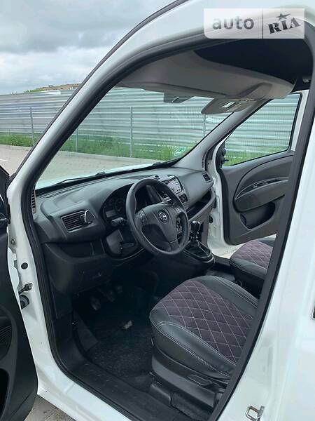 Універсал Opel Combo 2015 в Дубні