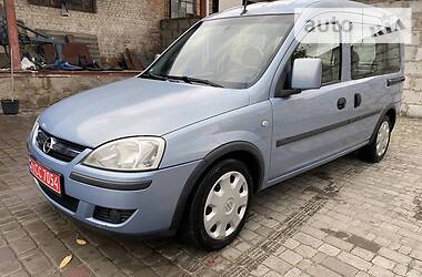 Минивэн Opel Combo 2007 в Луцке