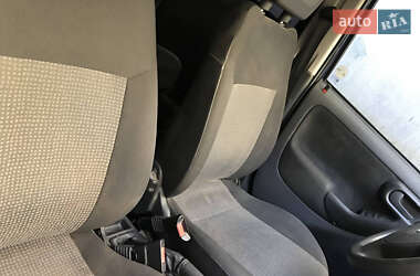 Універсал Opel Combo 2005 в Дніпрі