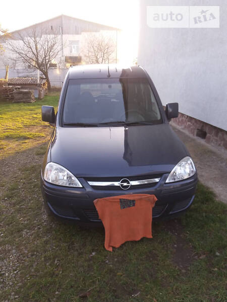 Opel Combo 2010 Opel Combo 2010