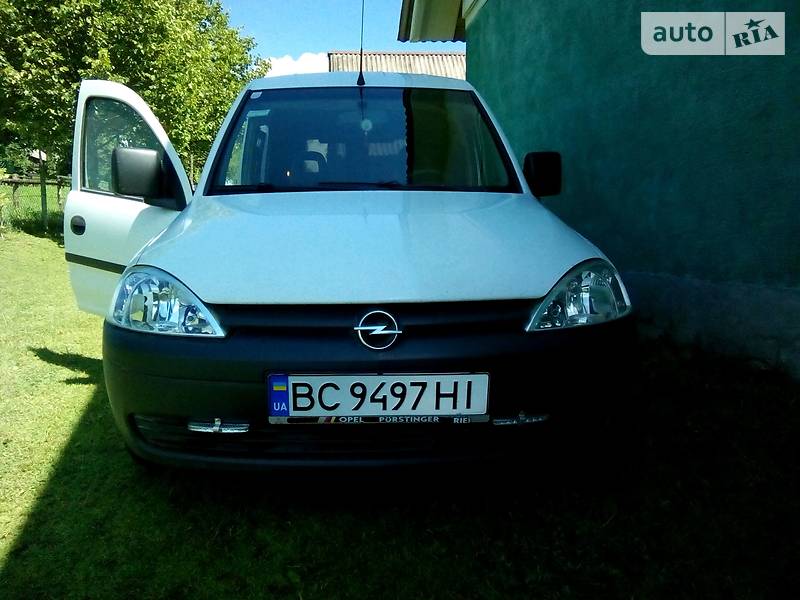 Минивэн Opel Combo 2008 в Турке