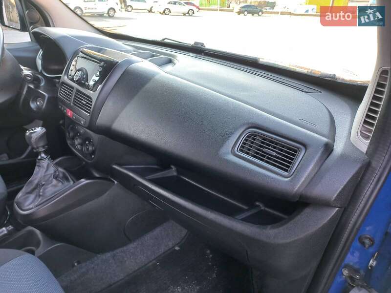 Минивэн Opel Combo 2012 в Виннице