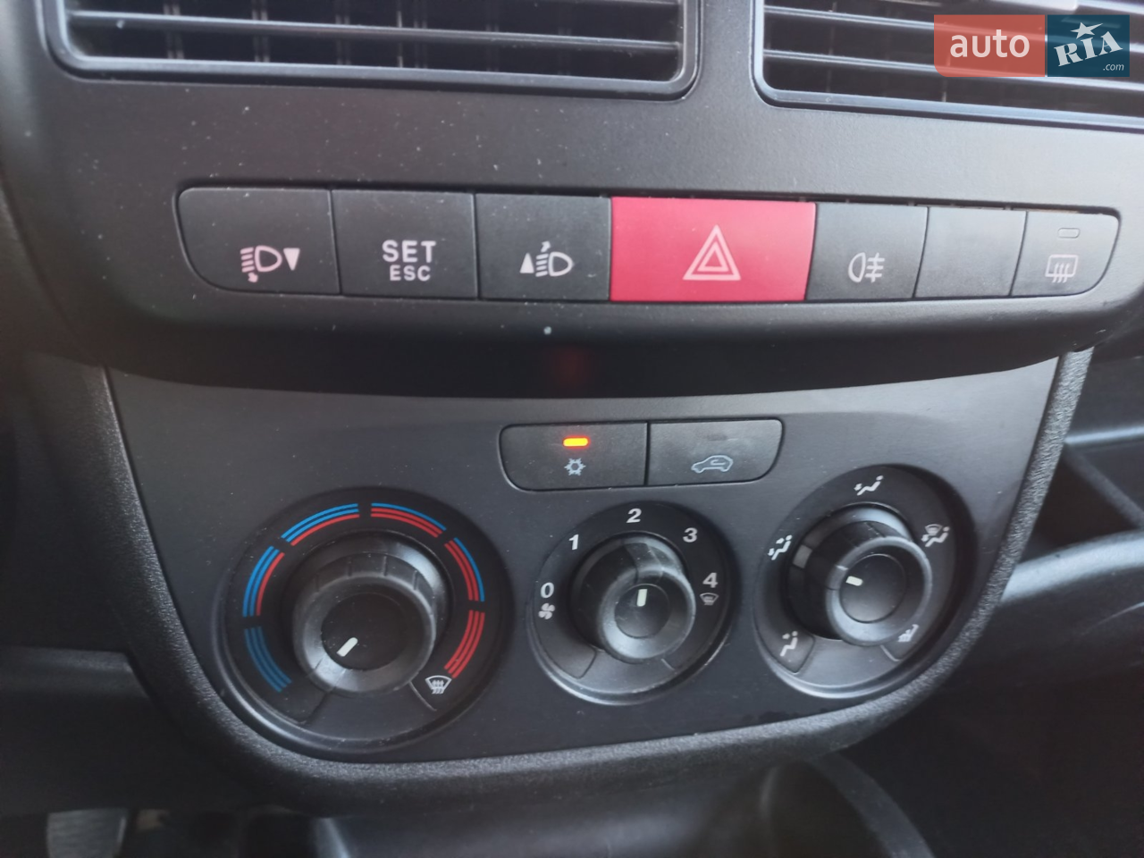 2012 Opel Combo - мініатюра 37