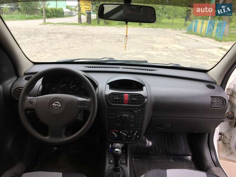 Минивэн Opel Combo 2005 в Золочеве