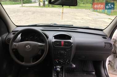 Минивэн Opel Combo 2005 в 