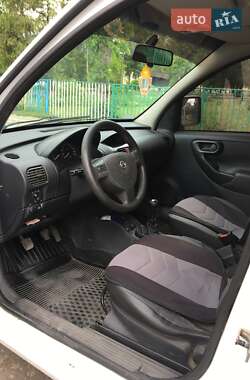Минивэн Opel Combo 2005 в 