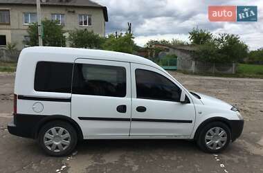 Минивэн Opel Combo 2005 в Золочеве