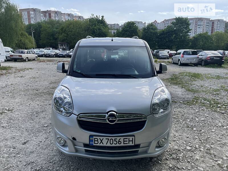 Пикап Opel Combo 2015 в Тернополе