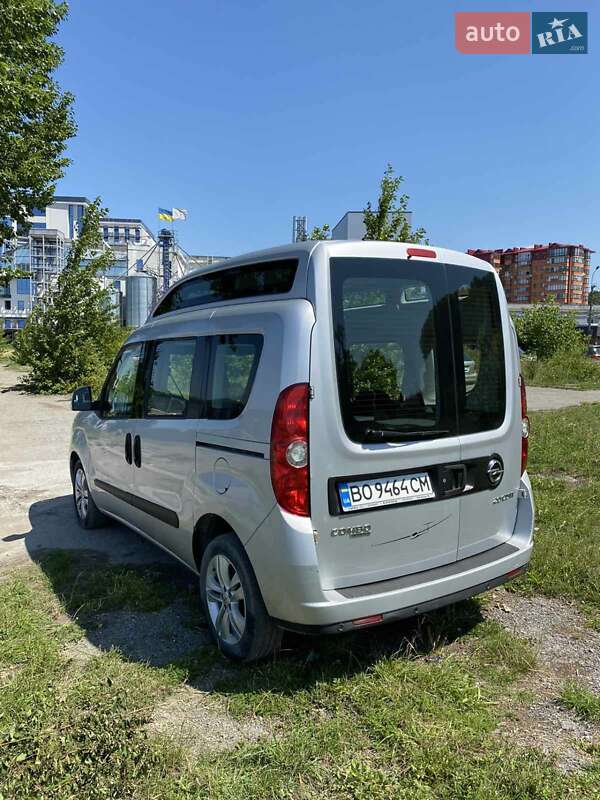 Минивэн Opel Combo 2012 в Тернополе