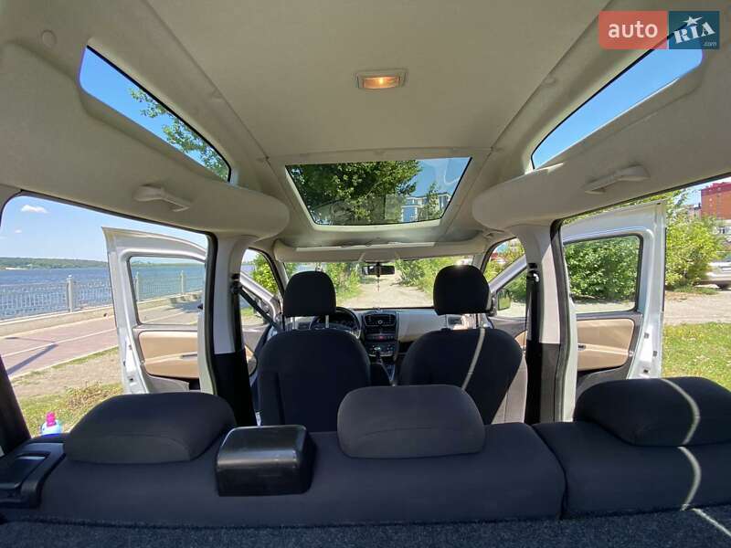 Минивэн Opel Combo 2012 в Тернополе
