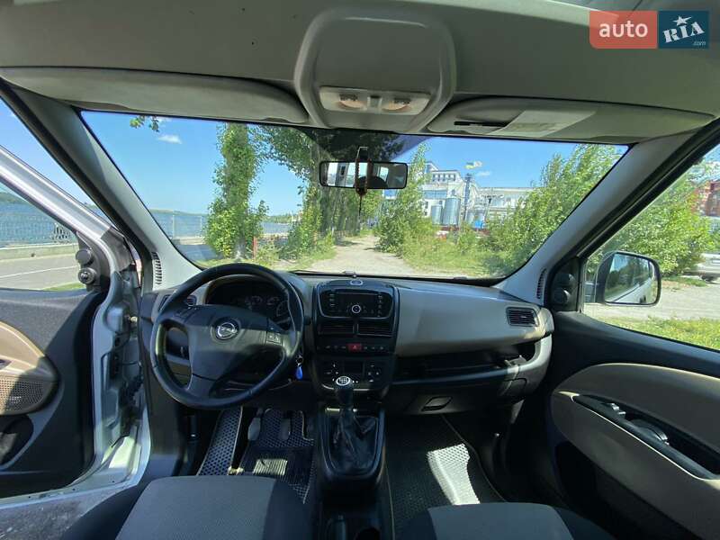Минивэн Opel Combo 2012 в Тернополе