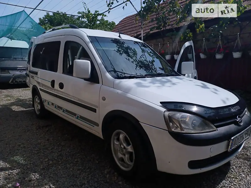Opel Combo 2005